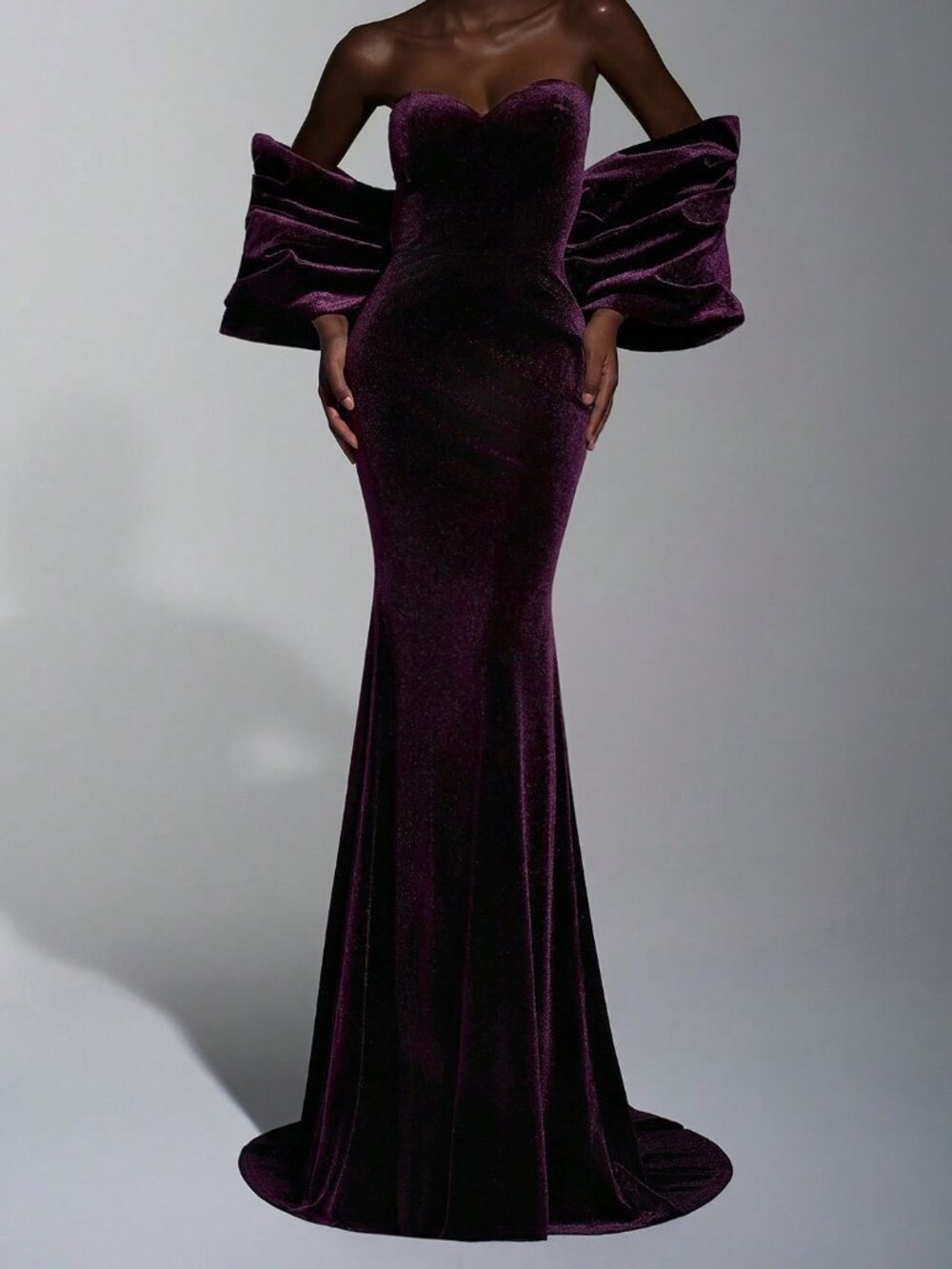 Burgundy Elegant Women's Velvet Formal Gala Dress - Picture 7 of 7